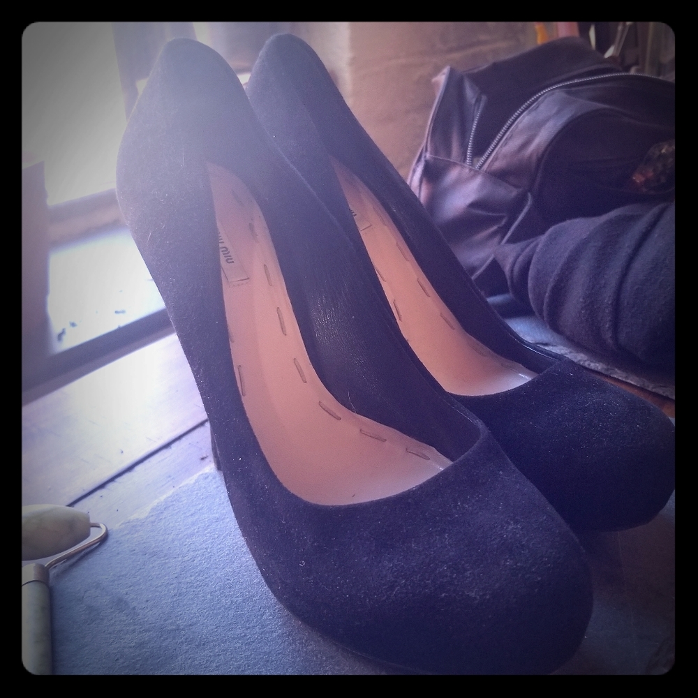 Black suede Miu Miu Pumps 36.5, 6.5